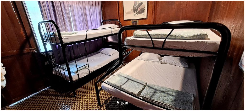 Timber Room 5-person interior with bunk beds